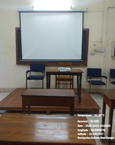 English: Room-28B
